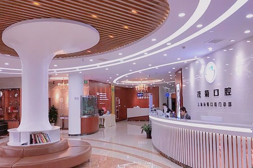 上海自锁托槽矫正价格一般多少钱？排名前三的实力权威口腔医院(图3)