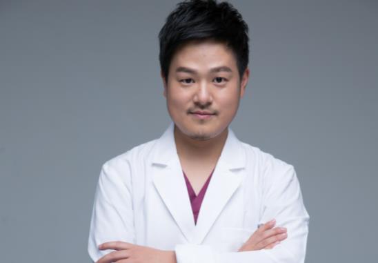 宁波海曙口腔医院哪个医生好？海曙口腔医院医生介绍附牙齿矫正和价格表！(图4)