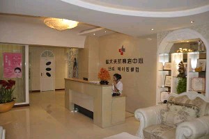 兰州乳房下垂矫正医院排名推荐，哪家整形机构更值得信赖？(图2)